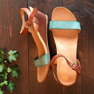 Naturalizer || Santorini Leather Wedges